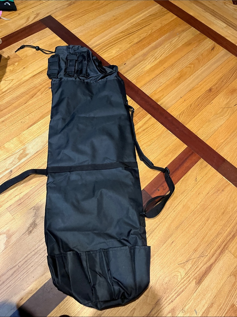 Men's Black rod and real Gear Pants Carry Bag